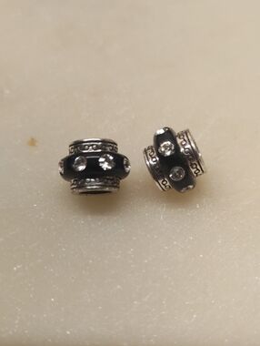 Two Brighton Round Dazzle Spacers Black Resin Beads w Row of Crystals Retired